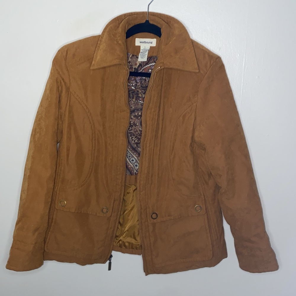 🪿Adorable Vintage 70’s inspired coat! - Picture 2 of 13